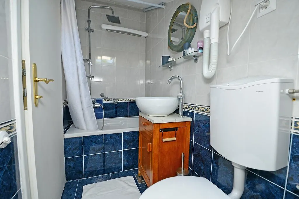 Stanley Vintage Hotel Porec Guest house