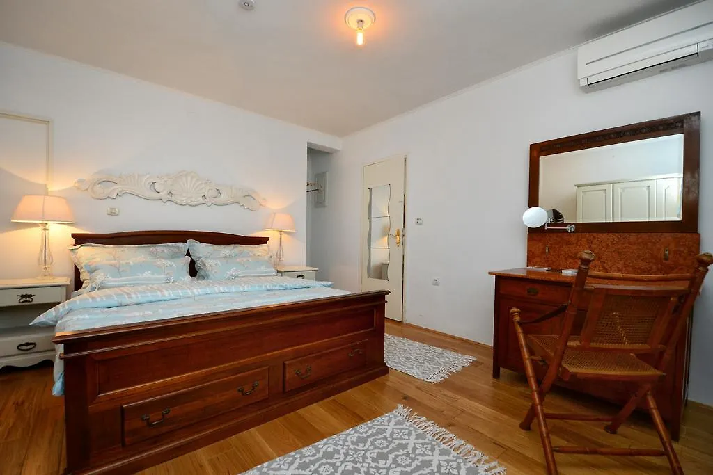 Stanley Vintage Hotel Porec 4*,
