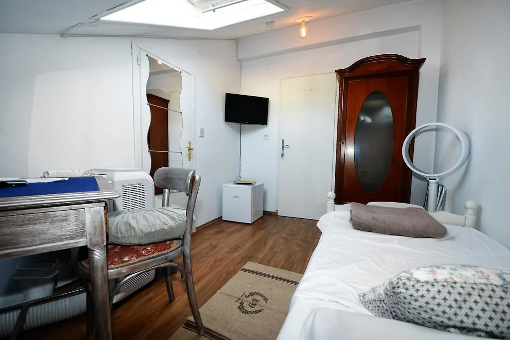 **** Guest house Stanley Vintage Hotel Porec Croatia